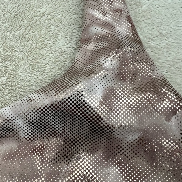 NWT Lululemon Align shiny print bra top size 4 - Picture 2 of 5